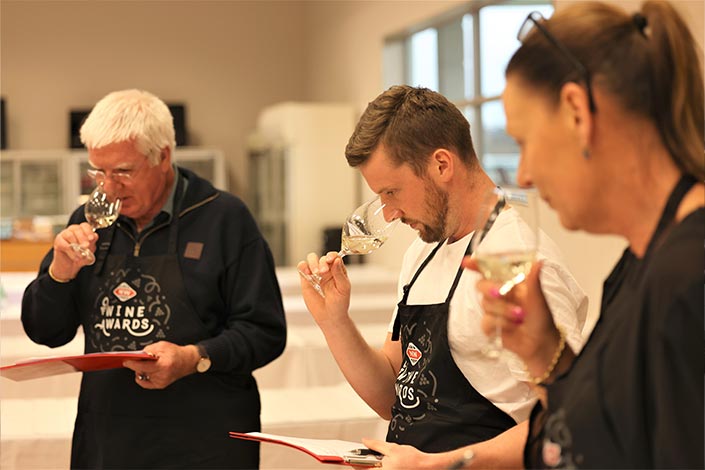 Finn Horsfield New World Wine Awards 705x470px