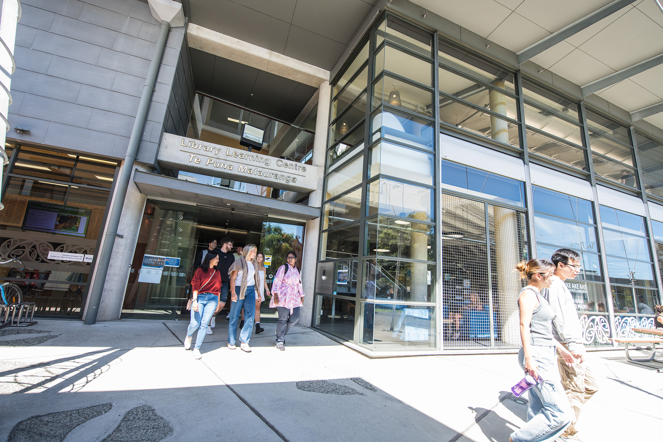 Nelson CampusLibraryEnteranceLarge Full Width 2235x1490px