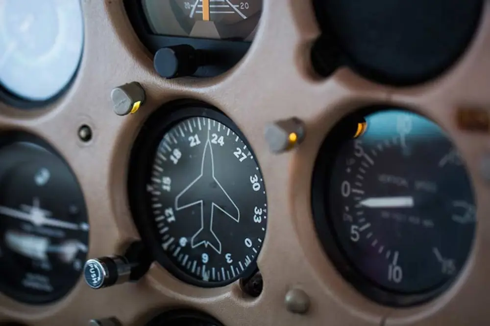 Aviation Compass 2column 1470x980px