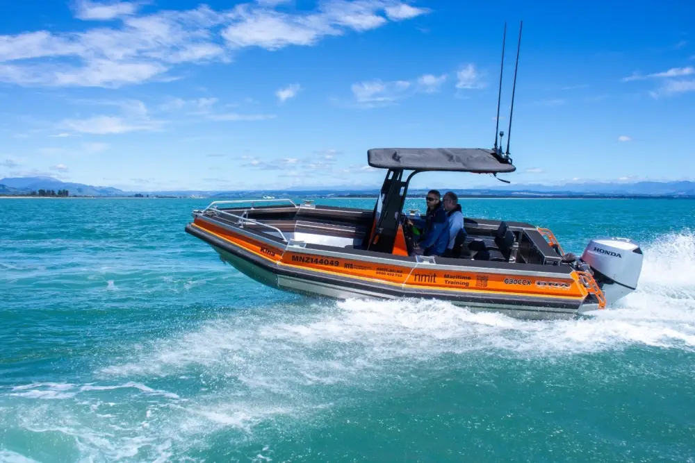 KinaBoat 2column 1470x980px