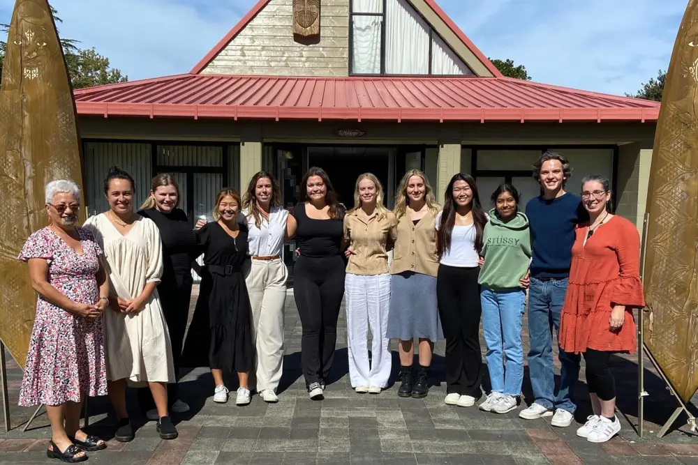 RaksaPrakLarge Full Width 2235x1490px v2